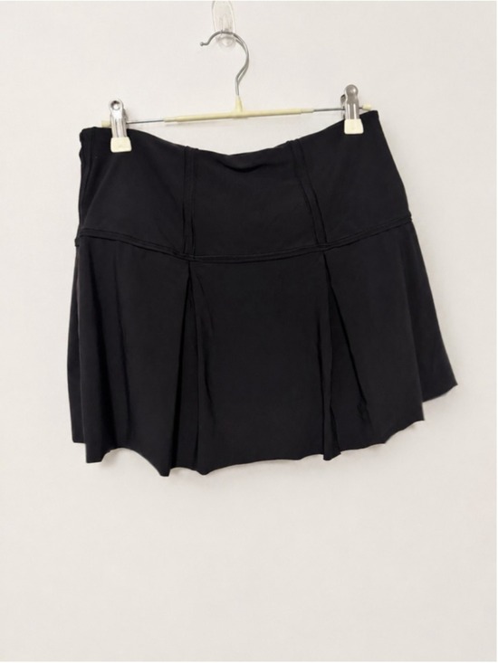 lululemon athletica Pants - Lululemon Size 6 Black Pleated Tennis Golf Running Athletic Skirt Skort